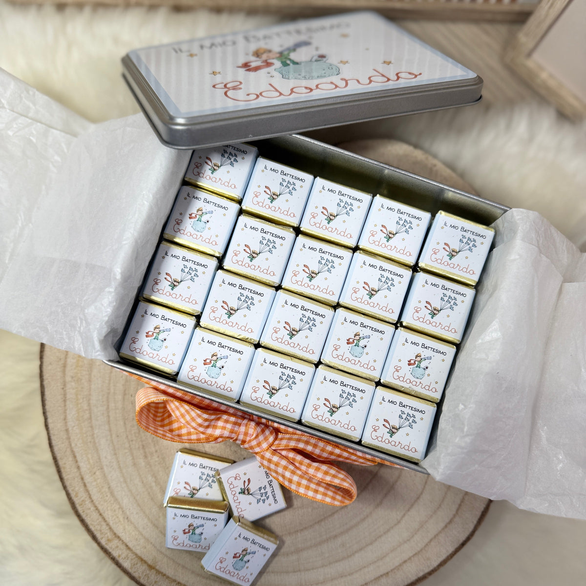 Scatola in latta personalizzata con cioccolatini