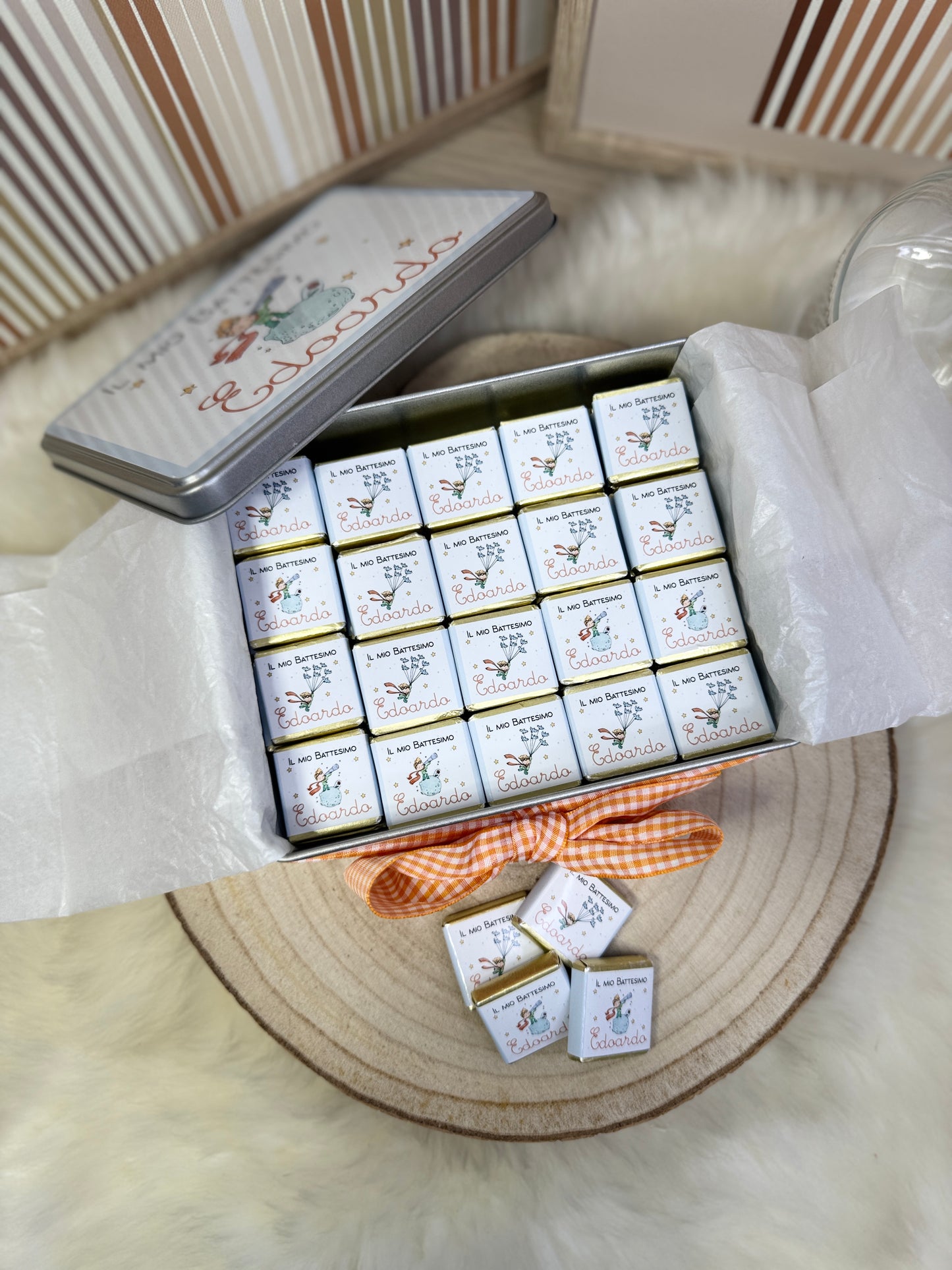 Scatola in latta personalizzata con cioccolatini