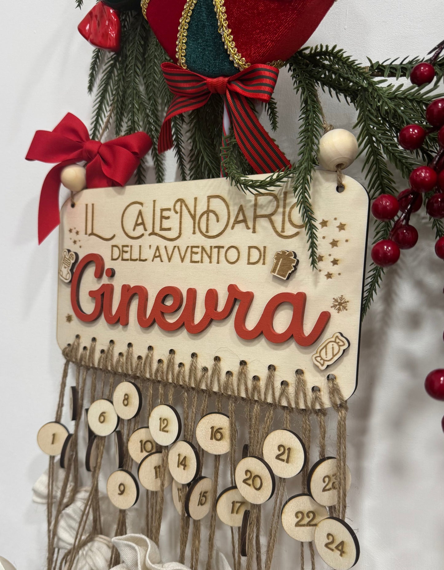 Calendario dell’Avvento in Legno Personalizzato - Dipinto a Mano