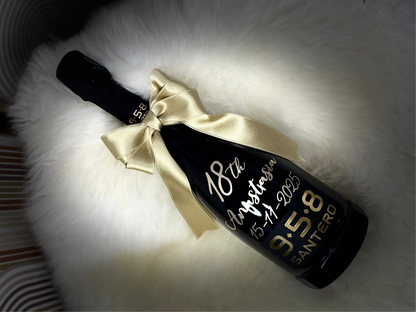 Bottiglia Santero personalizzata per il taglio della torta.