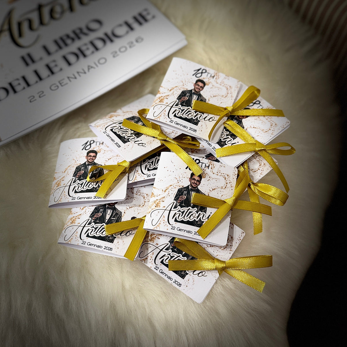 Segnaposto a libro con cioccolatino - con foto stilizzata